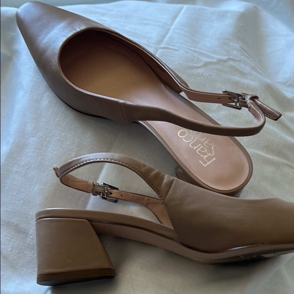 Franco Sarto Brown Block Heel Slingbacks - Picture 2 of 2